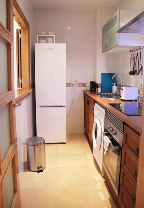 Fancy Apartment In A Historic House, Chiclana City Center By C. Dreams Chiclana de la Frontera Bagian luar foto