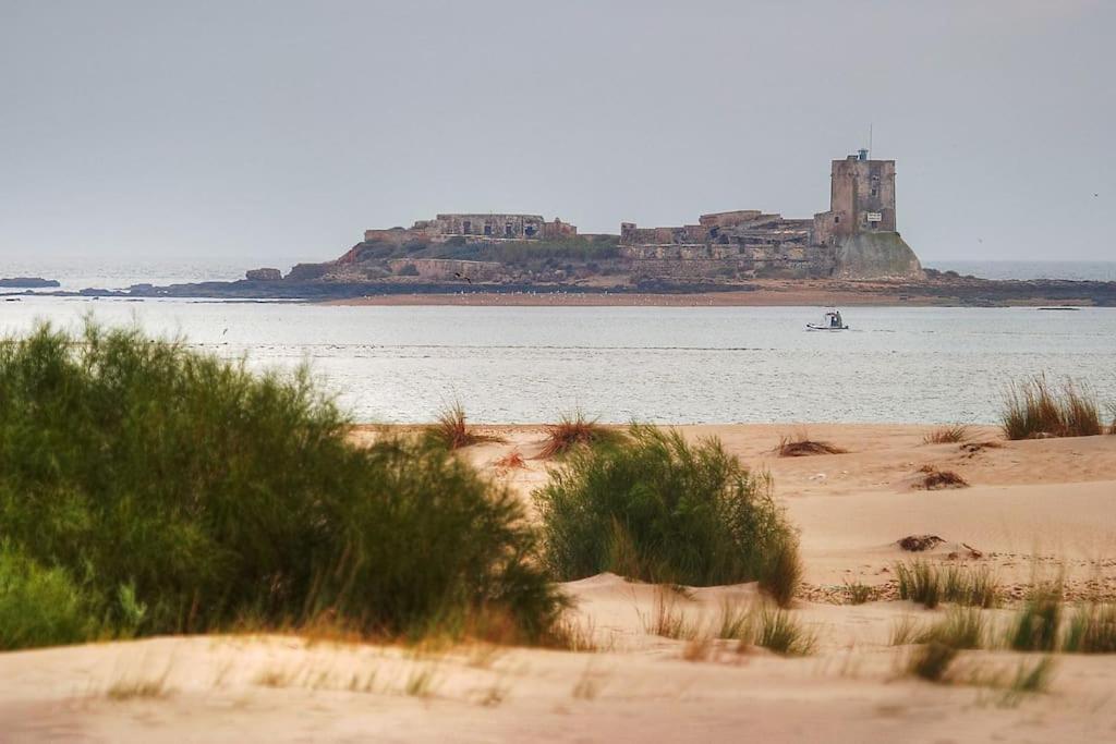 Fancy Apartment In A Historic House, Chiclana City Center By C. Dreams Chiclana de la Frontera Bagian luar foto