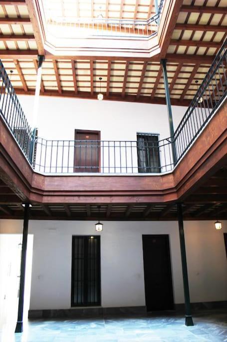 Fancy Apartment In A Historic House, Chiclana City Center By C. Dreams Chiclana de la Frontera Bagian luar foto
